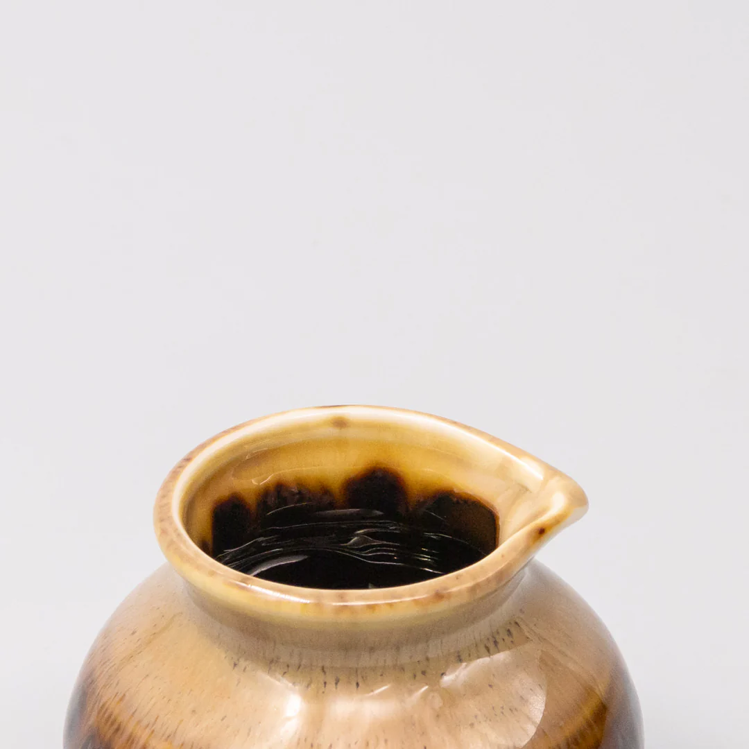 Black Gloss Sunflower Drip Pourer 120ml - Image 4