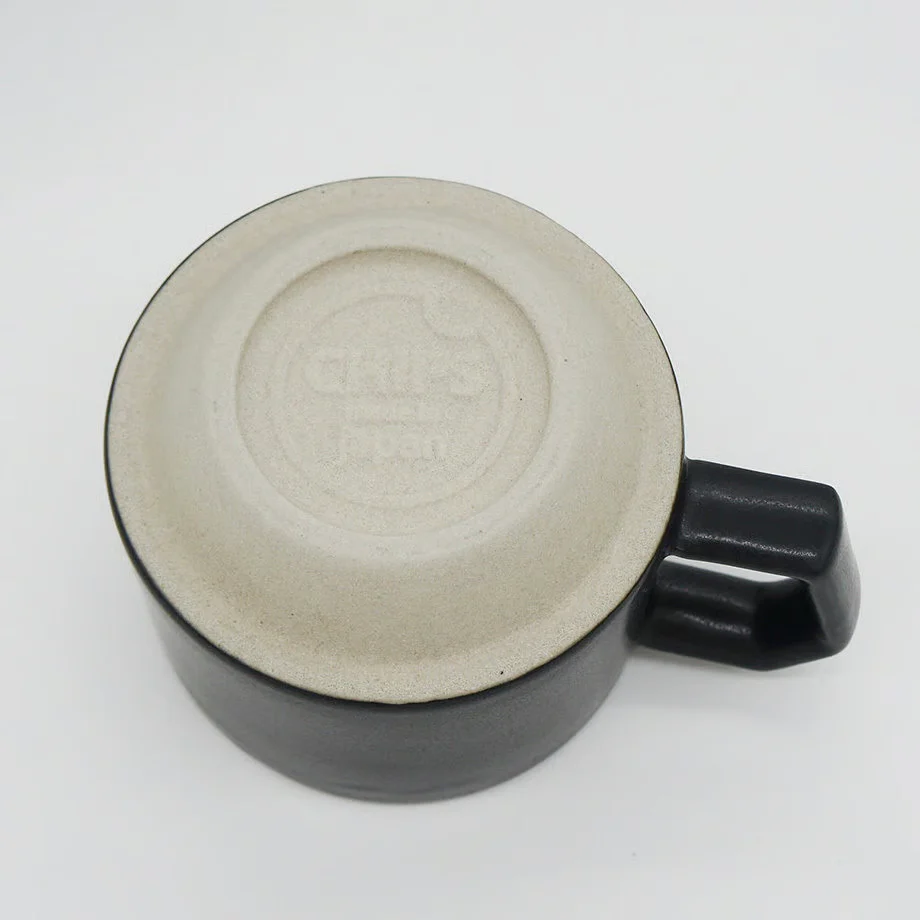 CHIPS Stack Mat Black Gift Boxed Mug with Handle 280ml - Image 3