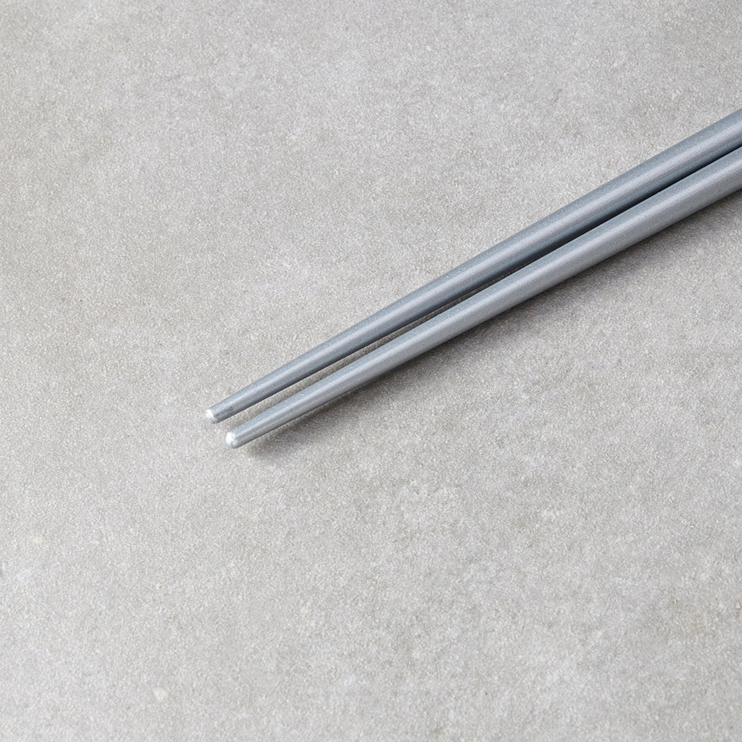 Silver & White Chopsticks 23cm - Image 3