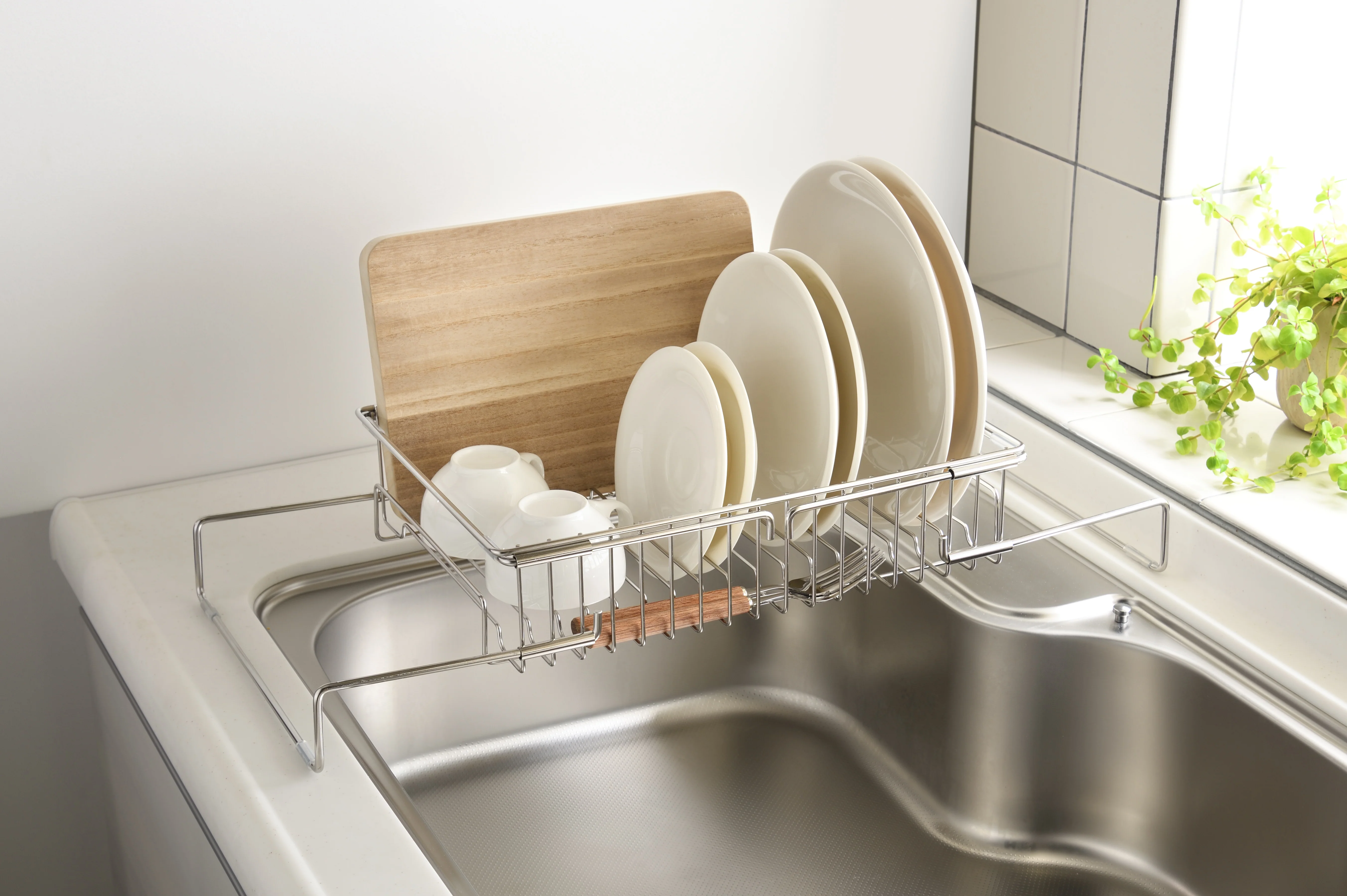 Enzo Expandable Stainless Steel Sink Dish Drainer Rack - Image 4