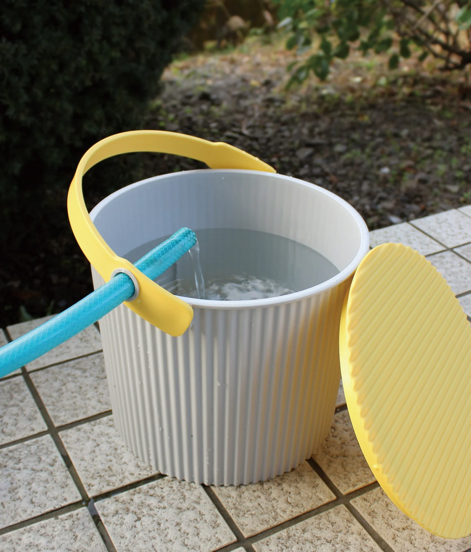 Hachiman Fraichair mini Storage Bucket 4L - Grey Yellow - Image 7
