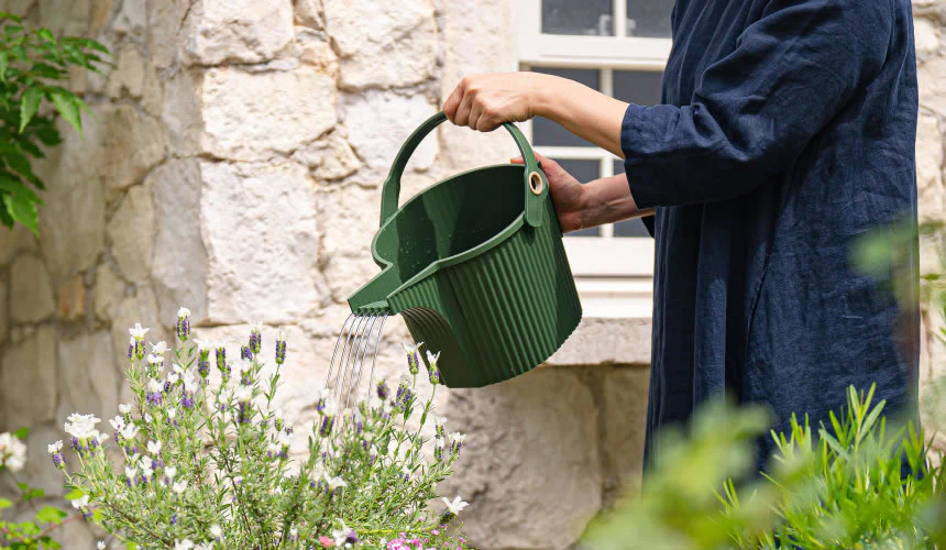 Hachiman Garden Beetle Watering can 5L - White - Image 7