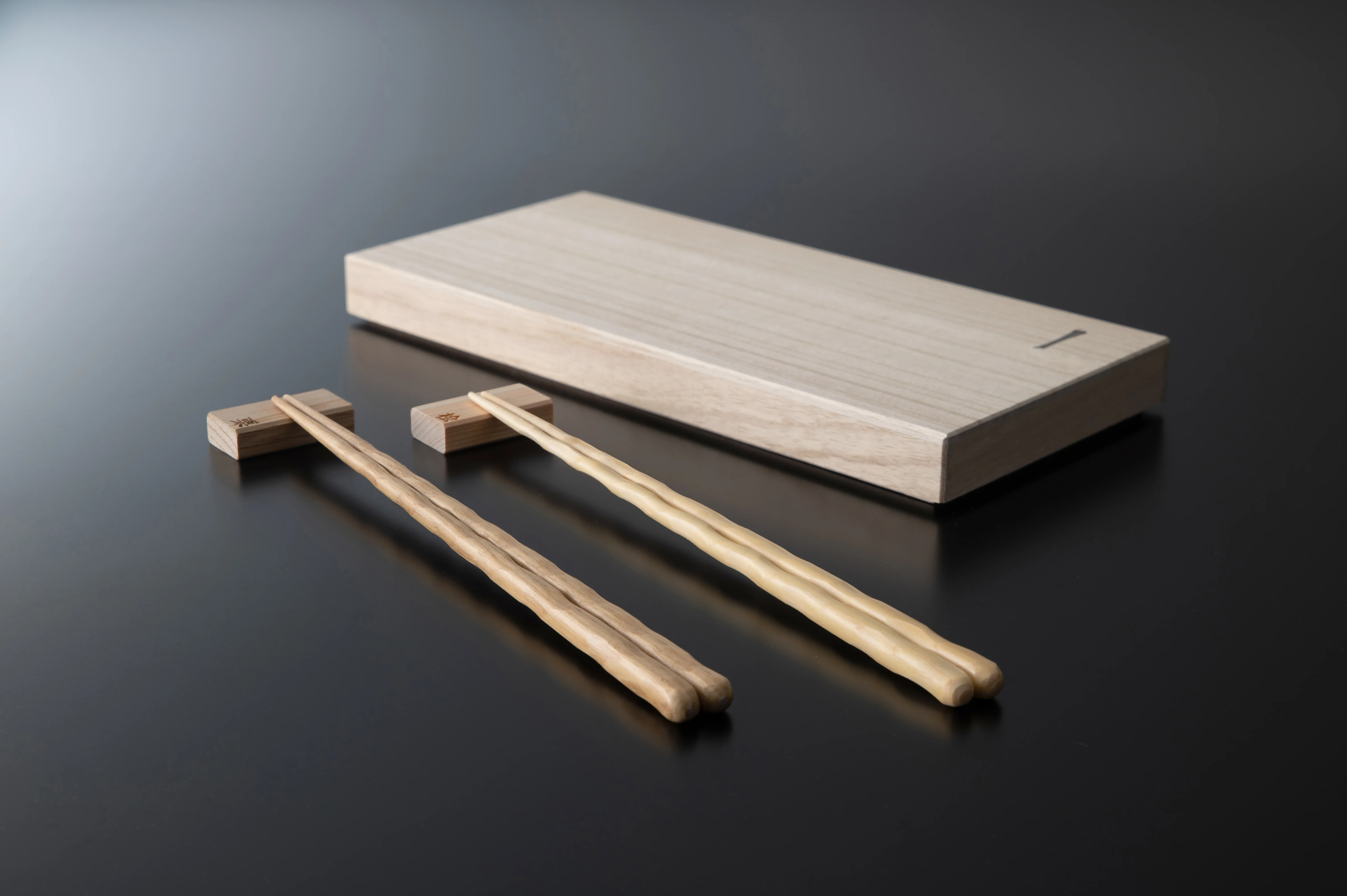 KURABI Hajime Japanese Chopsticks Wooden Box Gift Set - Image 2