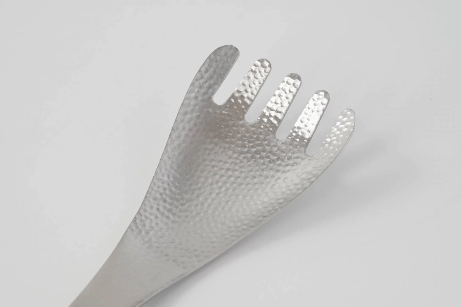 Nagomi Hammered Square Serving Fork 20cm - Image 3