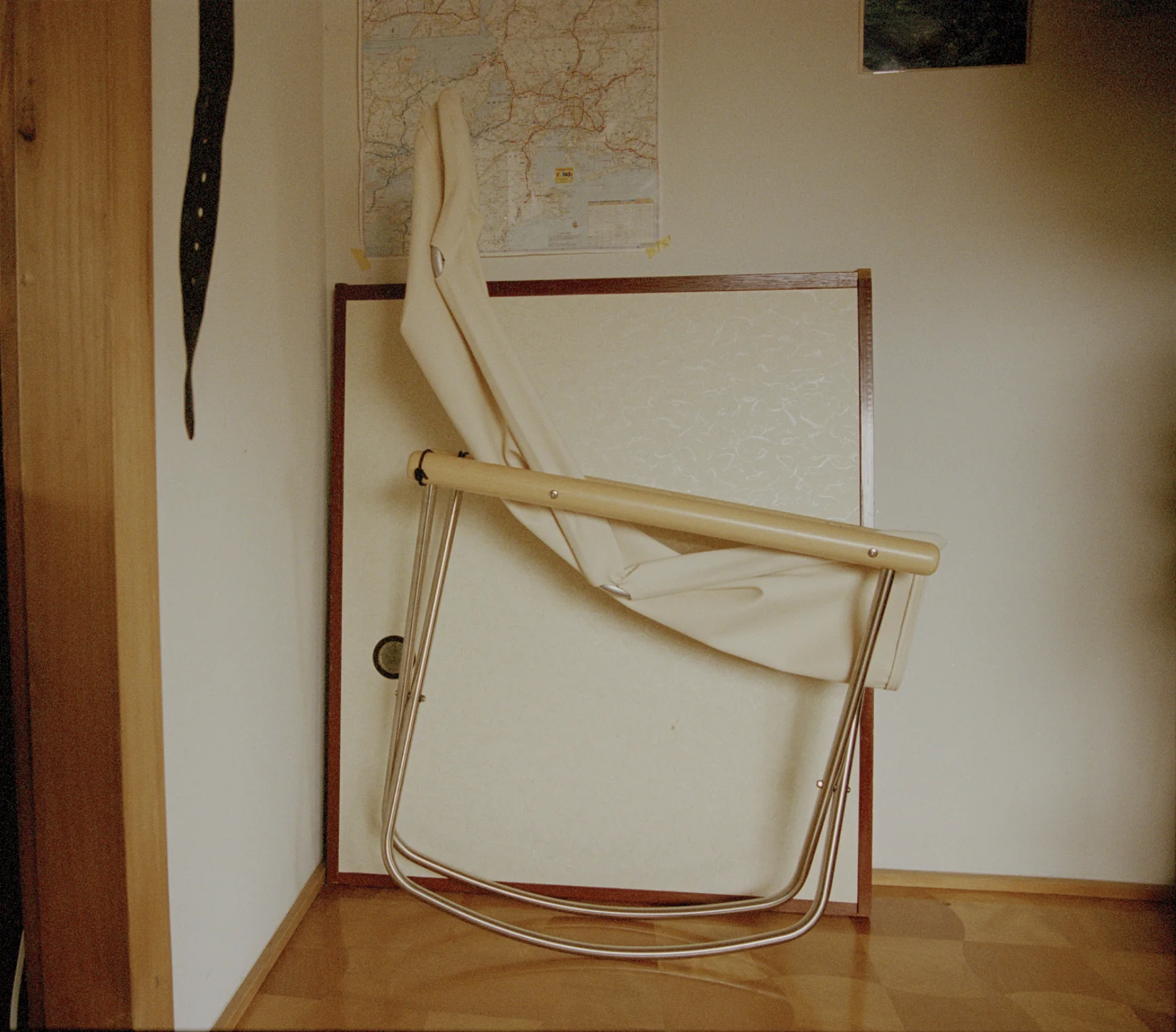 Nychair X Japanese Folding Lounge Chair - Natural Camel - Image 9