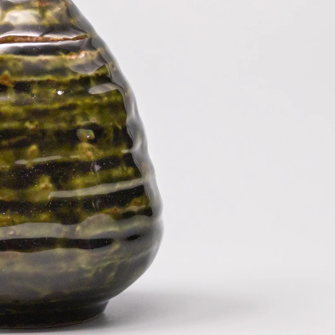 Sake Jug Sage Brown 350ml - Image 3