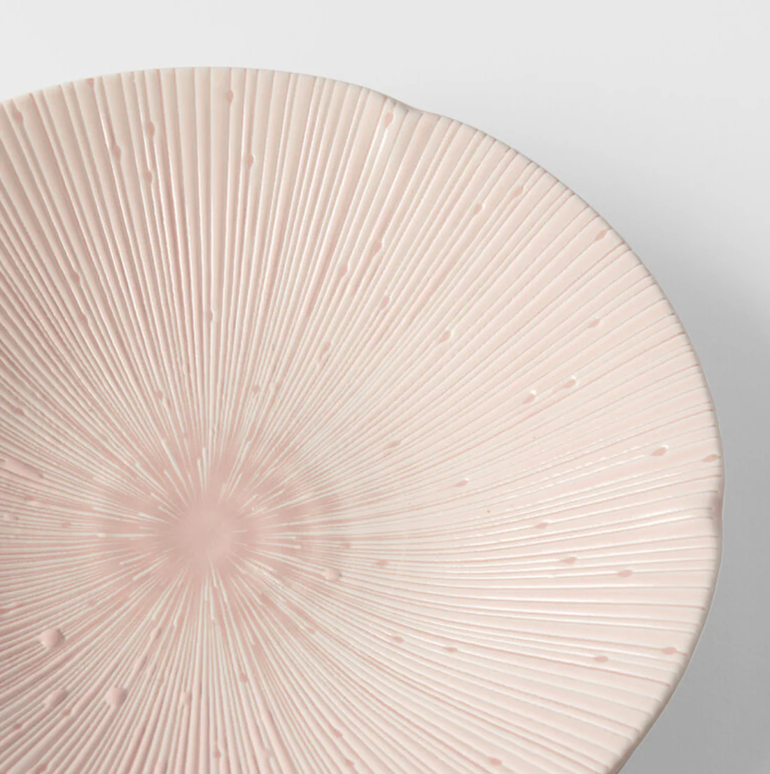 Ice Drift pink shallow bowl 22cm - Image 4