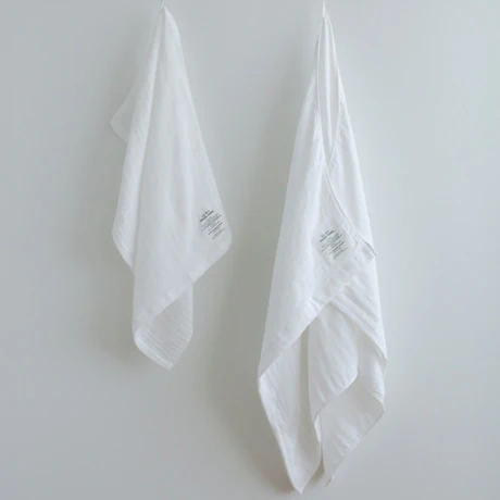 Shinto 2.5 ply gauze tea towel white - 58 x 50cm - Image 4