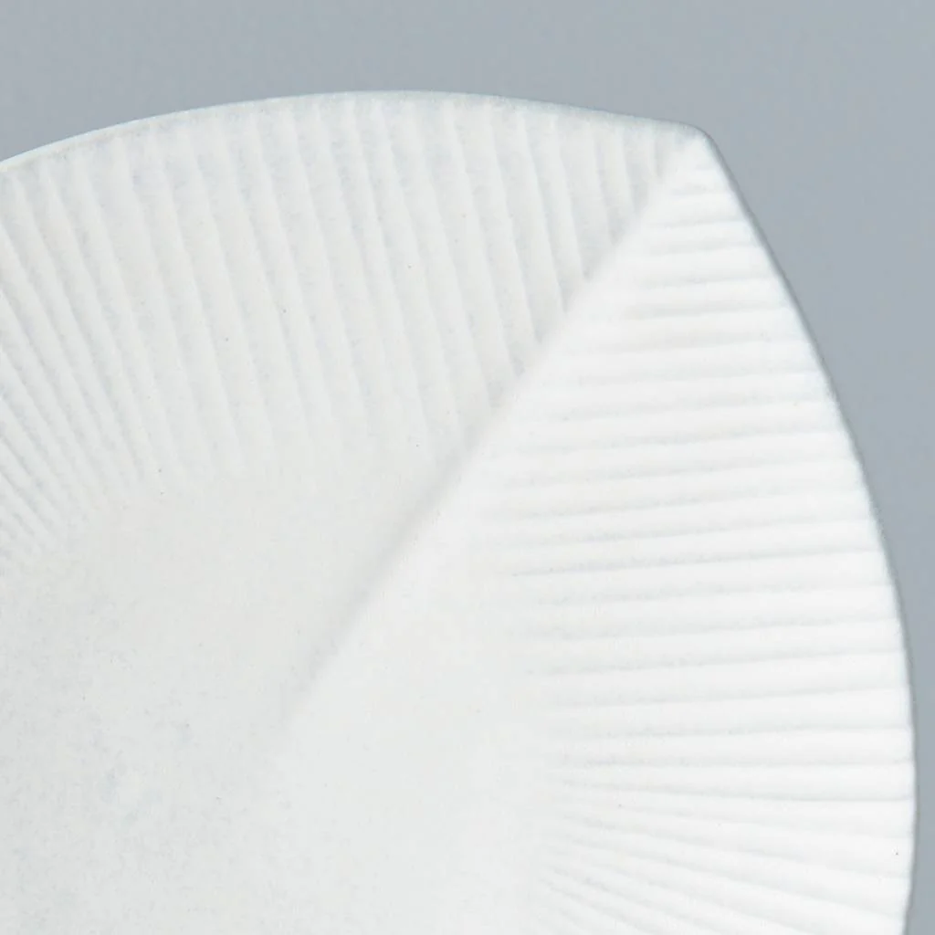 Snow Leaf small rounded plate 17cm - Image 4