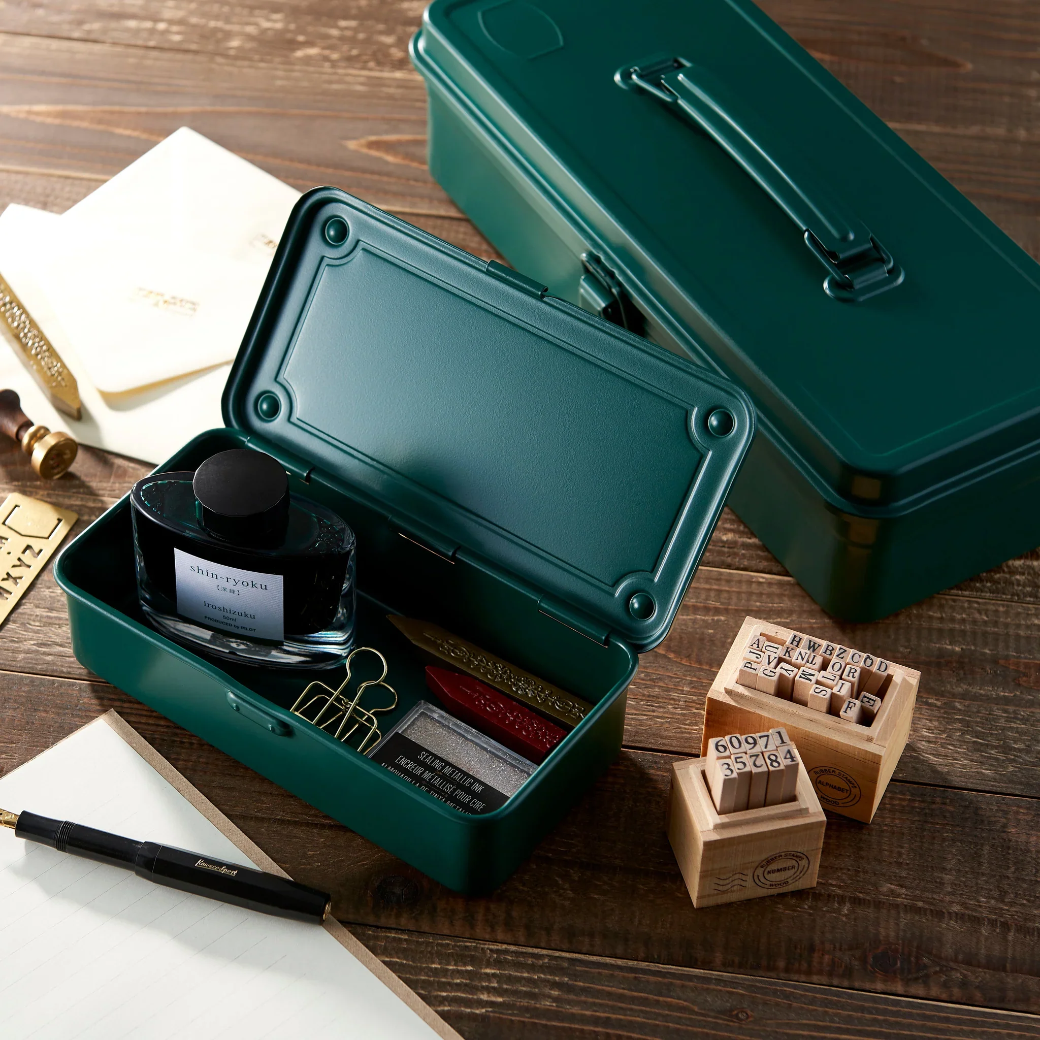 Toyo Steel Trunk Shape Toolbox T-320 Antique Green - Image 2
