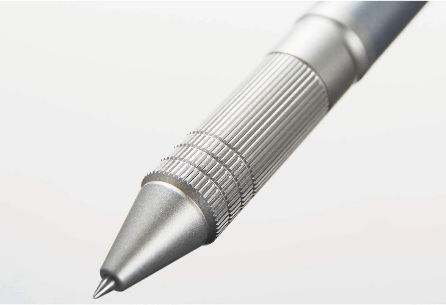 Uni Jetstream 4&1 Metal Edition Multi Pen - Pink Gold - Image 4