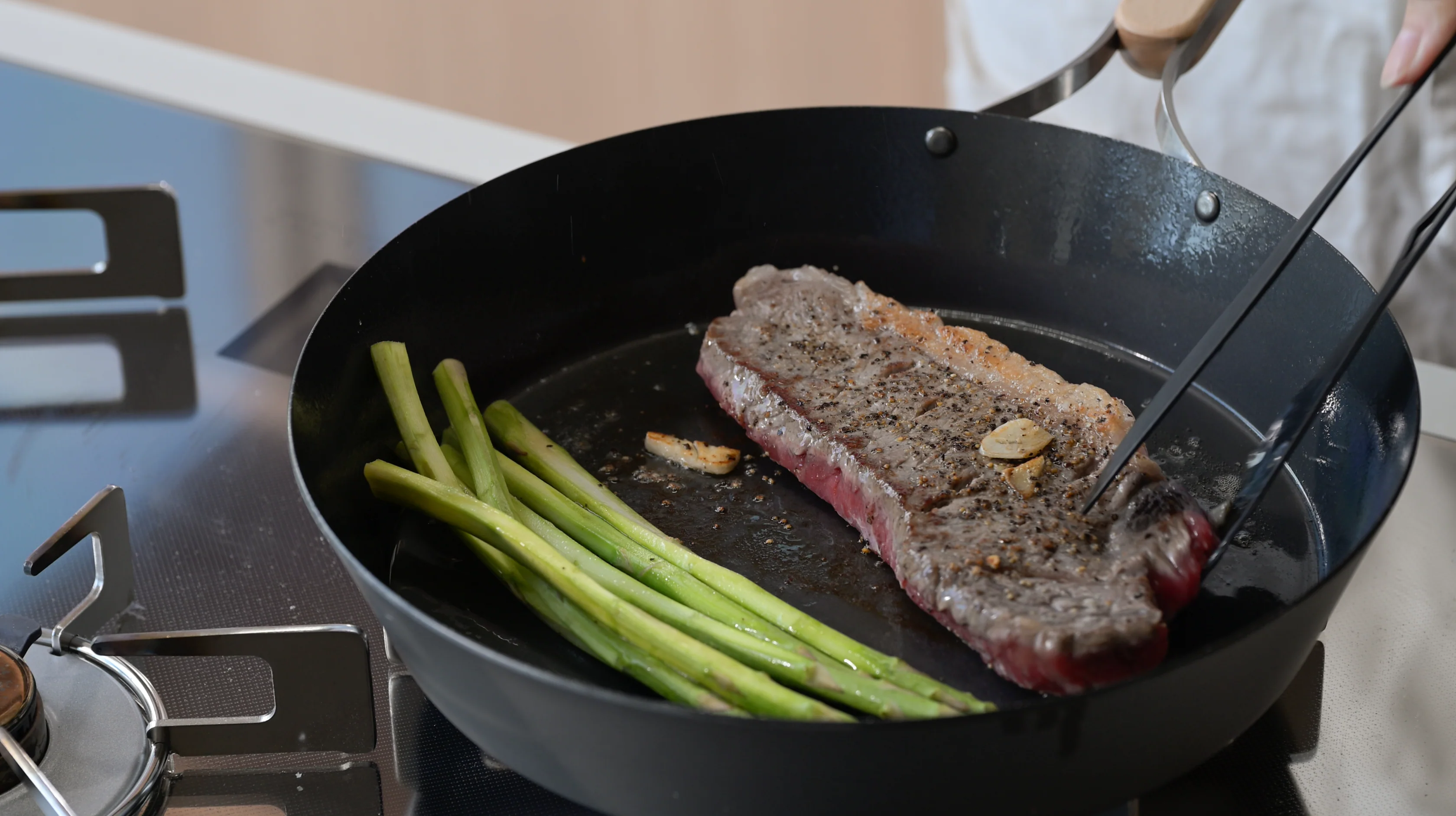 Nitrided Carbon Steel Frying Pan 20cm - Image 12