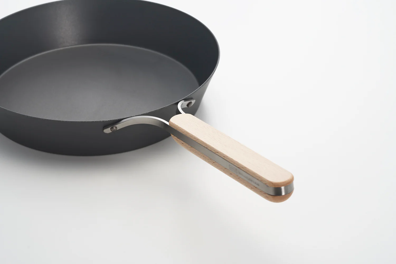 Nitrided Carbon Steel Frying Pan 20cm - Image 4