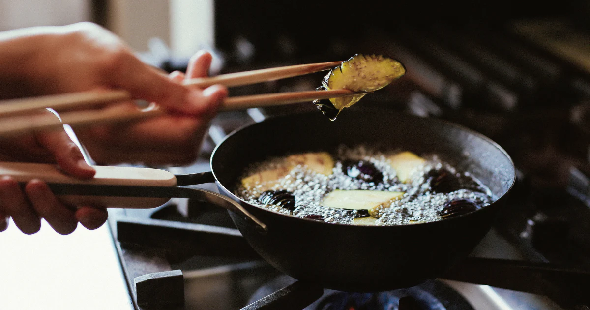 Nitrided Carbon Steel Wok Pan 28cm - Image 19