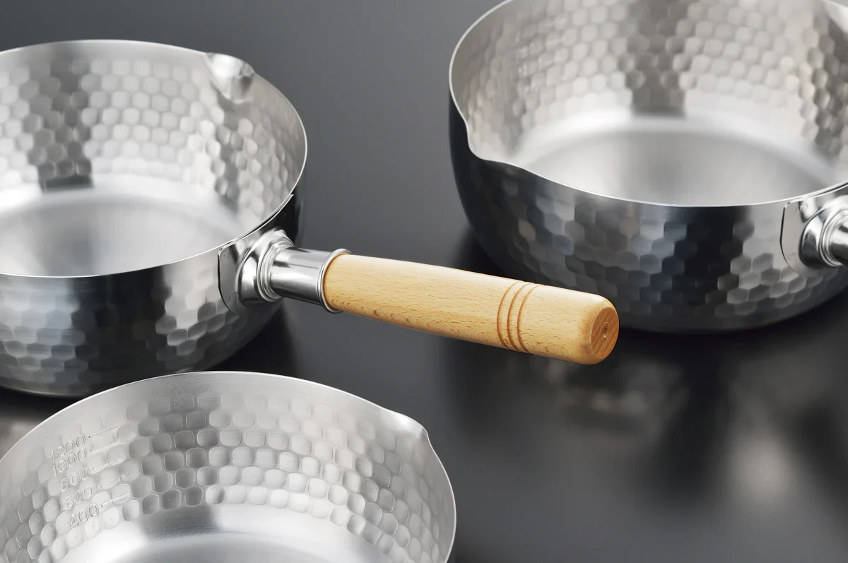 Yukihira Stainless Saucepan 18cm - Image 4